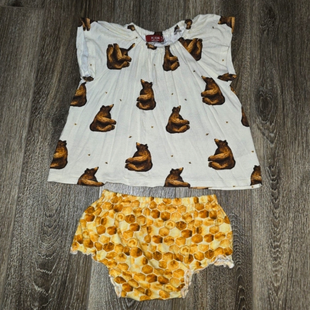 Milkbarn honey bear and bees boxy tee and bloomers 12-18 mo